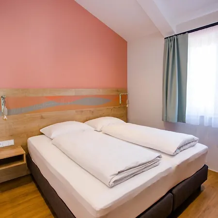 Stadthotel 3*