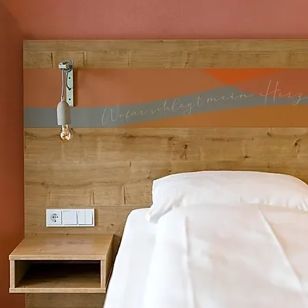 Stadthotel Hotel 3*